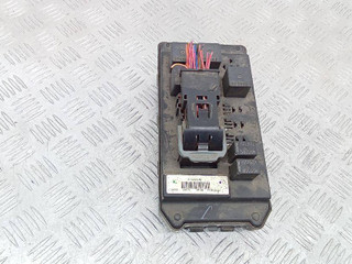 блок предохранителей Jeep Commander 1 поколение 2006, 56050593