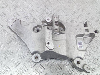 кронштейн генератора Renault Duster 2 поколение 2022, 2.0 л., бензин, МКПП, 117104555R