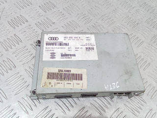 блок радио Volkswagen Jetta 5 поколение 2005, 8E0035593
