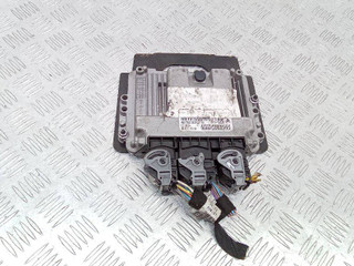 блок управления двигателем Citroen C4 1 поколение 2006, 1.6 л., дизель, МКПП, 9661773380
