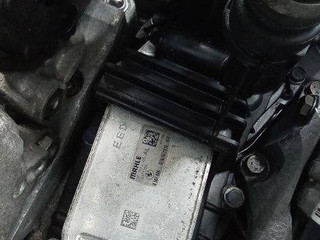 теплообменник масляного фильтра BMW 1 серия F20/F21 2013, 1.6 л., дизель, МКПП, 70377354