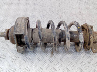 пружина передняя Nissan Primastar 1 поколение 2004