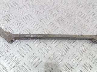 кронштейн генератора Renault Megane 2 поколение 2005, 1.4 л., бензин, МКПП, 8200122051