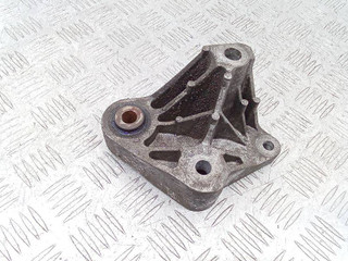 кронштейн КПП Mazda 3 2 поколение [рестайлинг] 2012, BFB439010