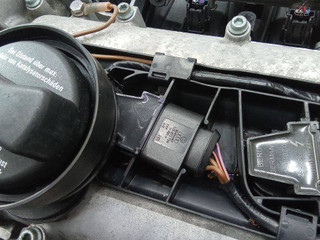 катушка зажигания Volkswagen Golf 4 поколение 2002, 1.6 л., бензин, МКПП, 0040102030