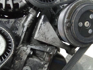 кронштейн компрессора кондиционера BMW 3 серия E46 2003, 1.8 л., бензин, МКПП, 64551439241
