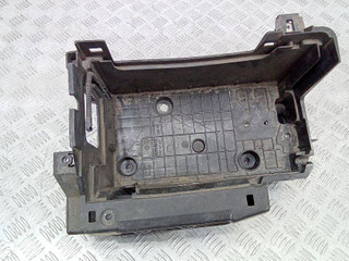 полка аккумулятора Renault Laguna 3 поколение 2010, 1.5 л., дизель, универсал, 244460009R