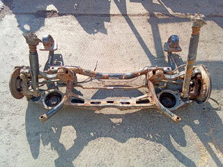 балка подвески задняя Volkswagen Jetta 5 поколение 2007, 1K0500051DA