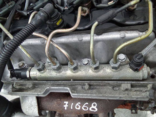 топливная рампа Renault Master 2 поколение 2003, 2.5 л., дизель, МКПП