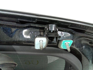 петля крышки багажника Mercedes-Benz A-Класс W176 2013, 2.0 л., бензин, A2467400137