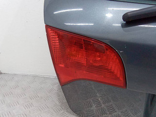 фонарь крышки багажника левый Audi A4 B7 2006, универсал