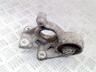 кронштейн полуоси Citroen C4 Picasso 1 поколение 2008, 1.6 л., дизель, МКПП, 81090780