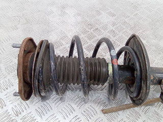 пружина передняя Toyota Auris 1 поколение 2009, 1.4 л., дизель