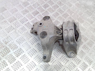 подушка крепления двигателя Renault Duster 1 поколение 2010, 1.5 л., дизель, 112849221R