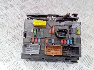 блок предохранителей Peugeot 207 1 поколение 2006, 9661086980, L10