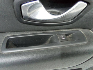 кнопка стеклоподъемника двери Renault Laguna 3 поколение 2010, универсал
