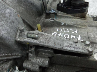 кронштейн КПП Renault Clio 3 поколение 2008, 1.6 л., бензин, МКПП, 8200284803