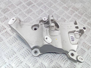 кронштейн генератора Renault Duster 2 поколение 2022, 2.0 л., бензин, МКПП, 117104555R