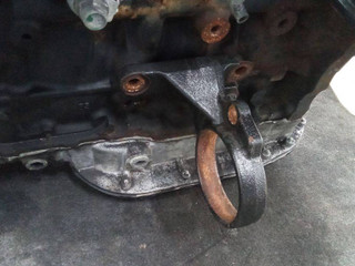 кронштейн полуоси Toyota Corolla 9 поколение (E120/E130) [рестайлинг] 2004, 2.0 л., дизель, МКПП