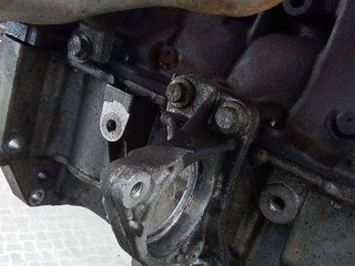 кронштейн полуоси Renault Clio 3 поколение 2006, 1.4 л., бензин, МКПП