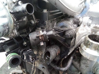 фланец (тройник) системы охлаждения Renault Megane 3 поколение 2010, 1.5 л., дизель, МКПП, 8200337841