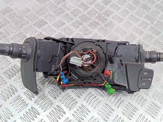 переключатель подрулевой (стрекоза) Renault Kangoo 2 поколение 2009, 8200906794