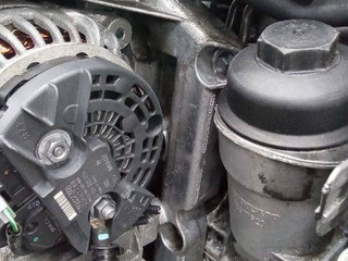 кронштейн генератора Volvo XC90 1 поколение [рестайлинг] 2008, 2.4 л., дизель, АКПП