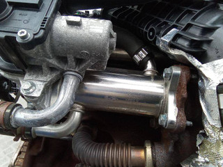 охладитель EGR / Радиатор EGR Renault Clio 4 поколение 2015, 1.5 л., дизель, МКПП, 147356133R