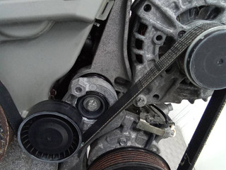 кронштейн генератора Mercedes-Benz A-Класс W176 2015, 1.5 л., дизель, МКПП