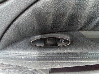 кнопка стеклоподъемника двери задней правой Mercedes-Benz E-Класс W211/S211 2005, седан