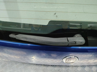 щеткодержатель задний Fiat Punto 3 поколение 2006