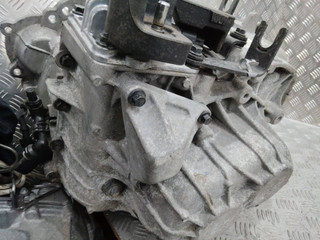 кронштейн КПП Volvo XC90 1 поколение 2005, 2.4 л., дизель, МКПП