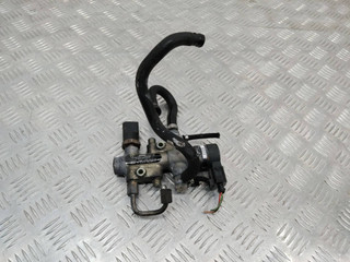 топливная рампа Audi A8 D3/4E 2002, 4.0 л., дизель, 057130763