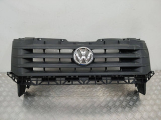 решетка радиатора Volkswagen Crafter 1 поколение [рестайлинг] 2015, 2E0853653