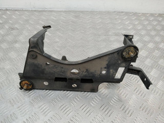 кронштейн (крепление) BMW 3 серия E90/E91/E92/E93 2007, 3.0 л., бензин, кабриолет, 6768644