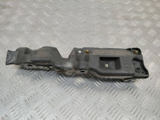 крепление ( кронштейн ) крыла Renault Scenic 3 поколение 2011, 631220010R