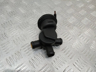 кран отопителя (печки) Audi A6 4G/C7 2013, 2H0121805