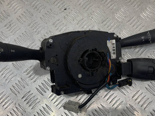 переключатель подрулевой (стрекоза) Peugeot 207 1 поколение 2008, 96657280XT
