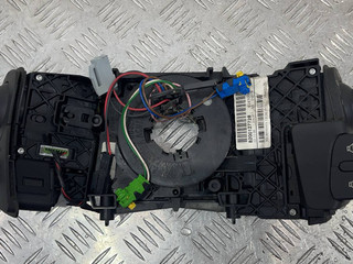 переключатель подрулевой (стрекоза) Renault Scenic 2 поколение 2006, 8200127728