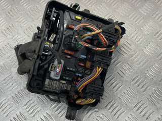 блок предохранителей Peugeot 207 1 поколение 2006, 9661708180, L10