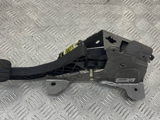 педаль сцепления Renault Scenic 4 поколение 2017, 465039052R