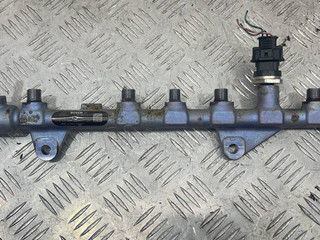 топливная рампа Renault Megane 3 поколение 2011, 1.9 л., дизель, 8200620689