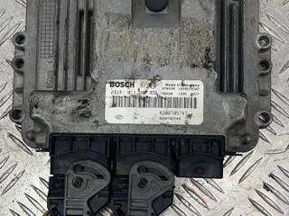 блок управления двигателем Renault Megane 2 поколение (2002 - 2006), 8200705747