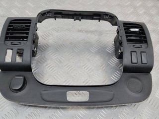 накладка декоративная Renault Trafic 3 поколение 2015, 682607479R