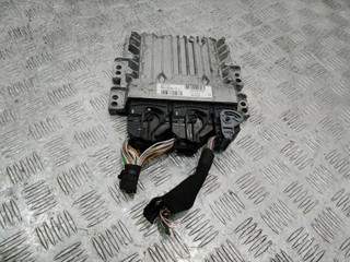 блок управления двигателем Renault Megane 3 поколение 2010, 1.5 л., дизель, МКПП, 237100777R