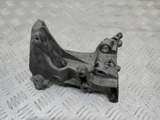 кронштейн двигателя Peugeot 308 T7 2009, 1.6 л., дизель, МКПП, 9685991680