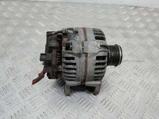 генератор Renault Megane 2 поколение 2005, 1.5 л., дизель, МКПП, 231008578R