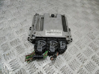 блок управления двигателем Renault Laguna 3 поколение 2009, 2.0 л., дизель, МКПП, 8200726880