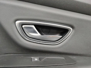 ручка внутренняя задняя левая Renault Scenic 4 поколение 2017