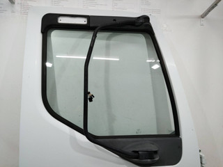 стекло двери передней правой Renault Midlum 1 поколение 2003, 43R-00082